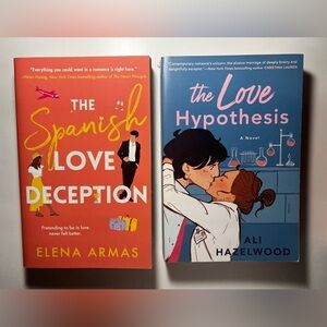Elena Armas & Ali Hazelwood Book!